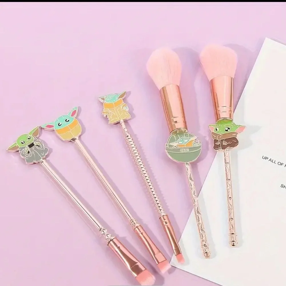 Star Wars Baby Yoda Makeup Brush Set, Star Wars Makeup Brushes, Yoda Brushes